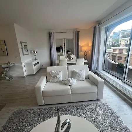Luxury View Eiffel Tower 16th Trocadero Appartamento Parigi